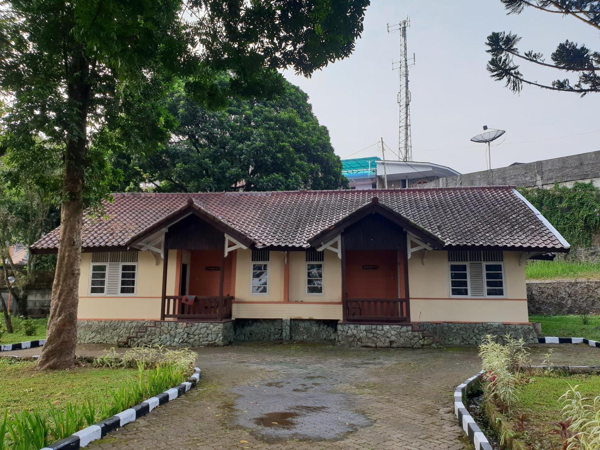 Cisarua Indah Cottage Brujul Экстерьер фото